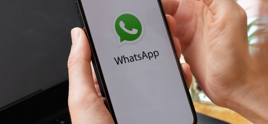 A prenda a colocar dois novos recursos no seu whatsapp ! usando